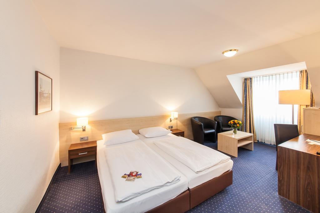 Hotel Mariella Cologne Luaran gambar